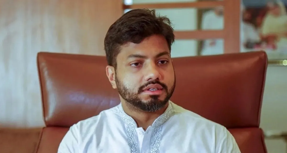 পদত্যাগের যে কারণ দেখালেন ইশরাক হোসেন